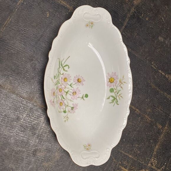 13" Oval Vegetable Bowl, Bohemian China - Picture 1 of 7